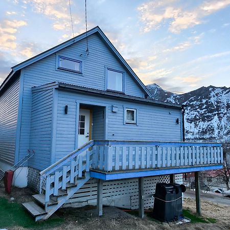 Hus Gryllefjord Villa Bagian luar foto