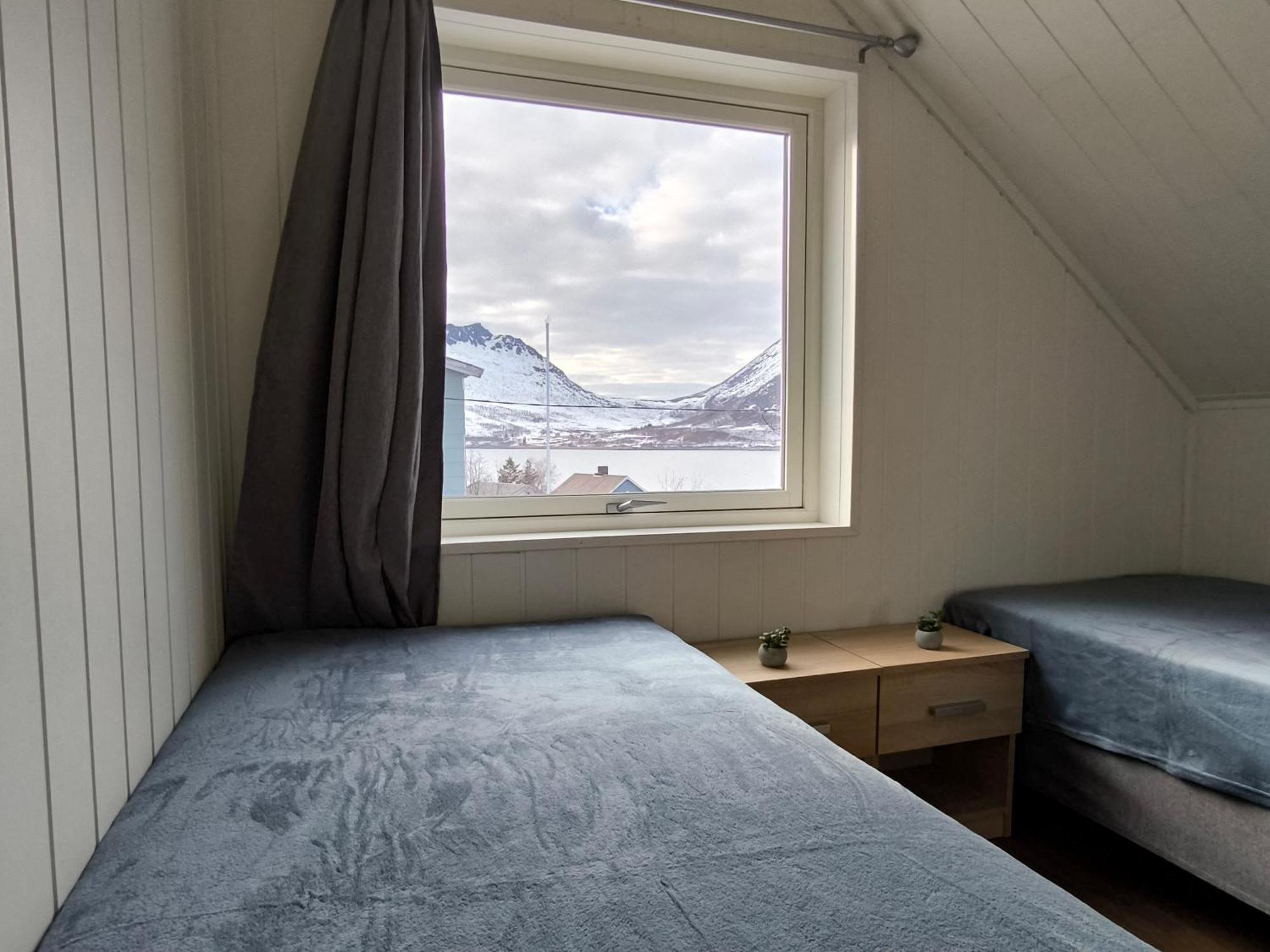 Hus Gryllefjord Villa Bagian luar foto